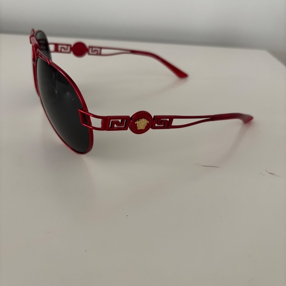 VERSACE Wire RocK Pilot Medusa 2160 Red Gold VE2160 Aviator Sunglasses Unisex main image 4